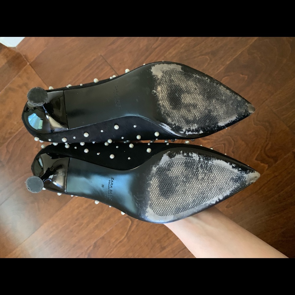 Zara Black Pearl-Studded Pointed Toe Kitten Heels - Picture 5 of 5
